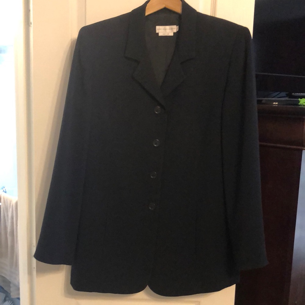 Garfield Marks 4 button black blazer